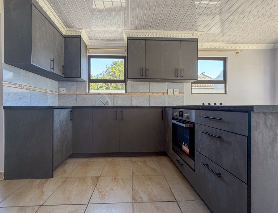 4 Bedroom Property for Sale in Country Club Western Cape
